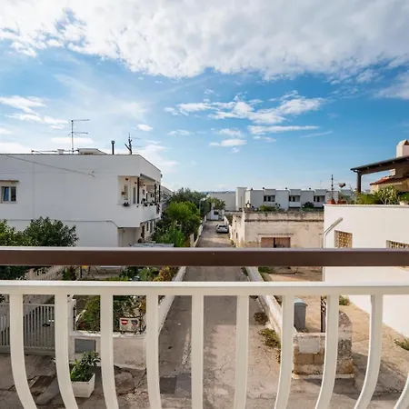 Ostuni Seaside House *